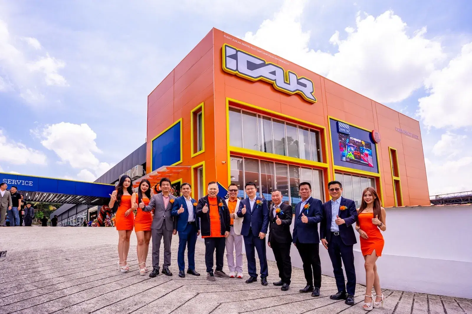 iCAUR MALAYSIA OPENS FLAGSHIP DEALERSHIP IN DAMANSARA